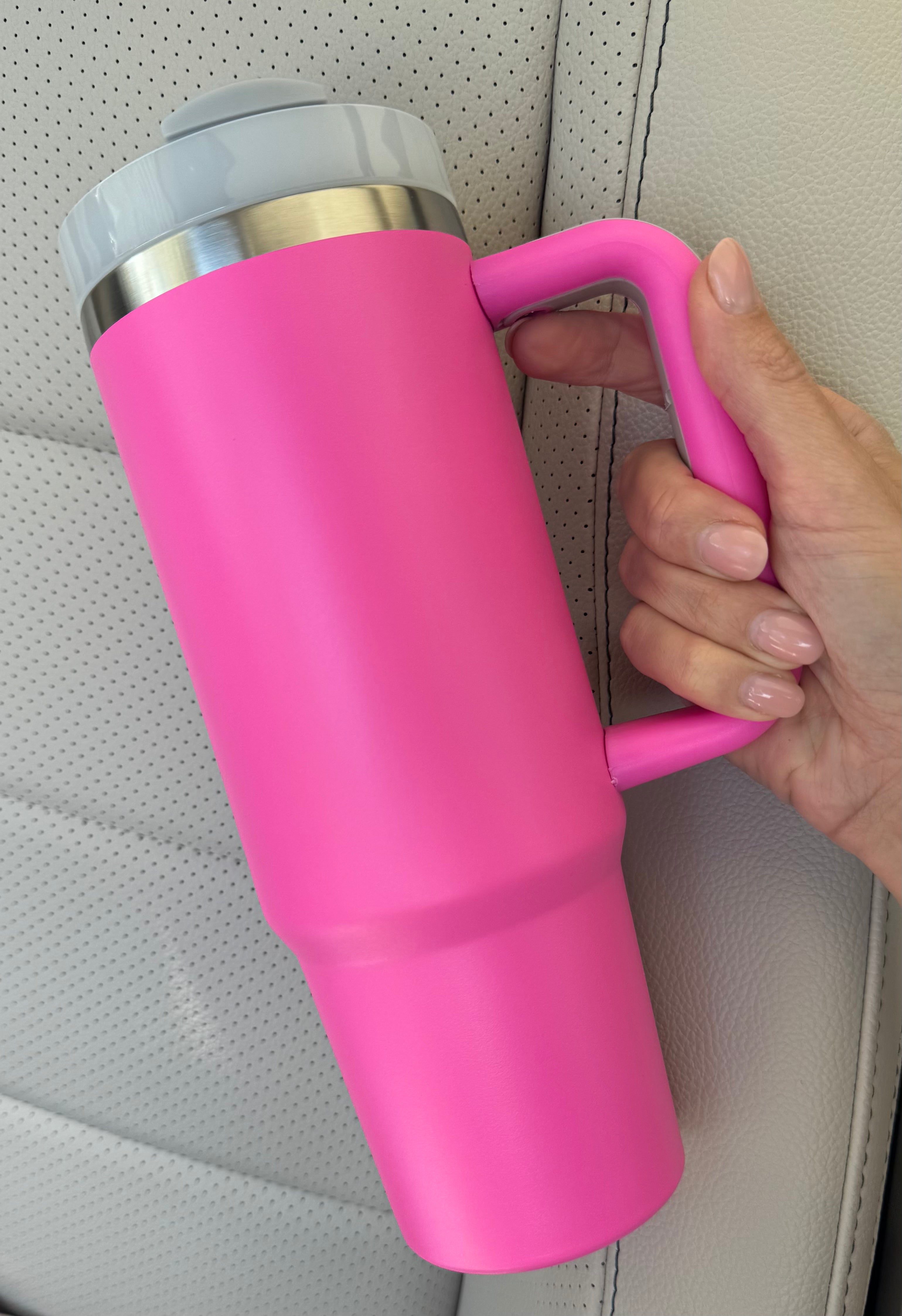 30oz Insulated travel tumbler with handle / Pink
